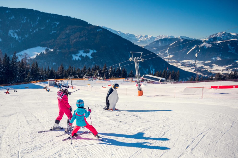 Skischule für Kinder in Eben am Monte Popolo